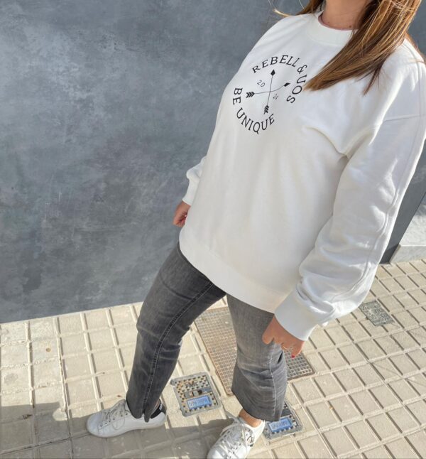 SUDADERA LOGO NEGRO GLITTER - Imagen 3