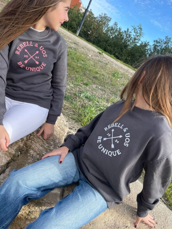 SUDADERA GRIS LOGO GLITTER 3D